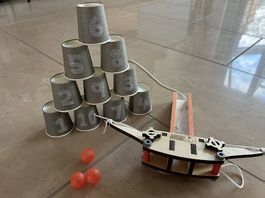 Bächerliwerfen mit Armbrust