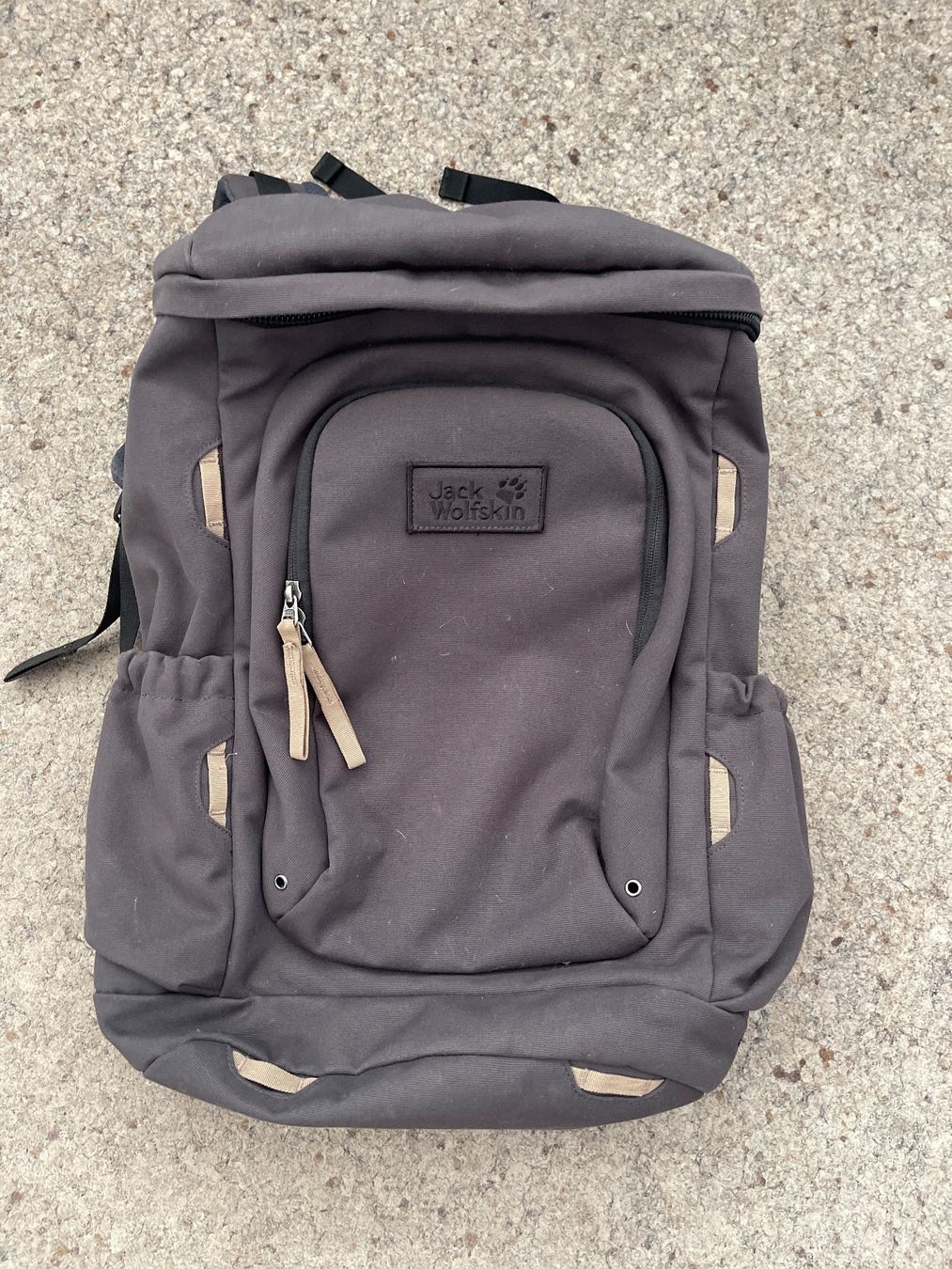 Jack Wolfskin Zaini: Jack Wolfskin Rucksack, geräumig & praktisch – Usato da Thun venduto da BanjoDan