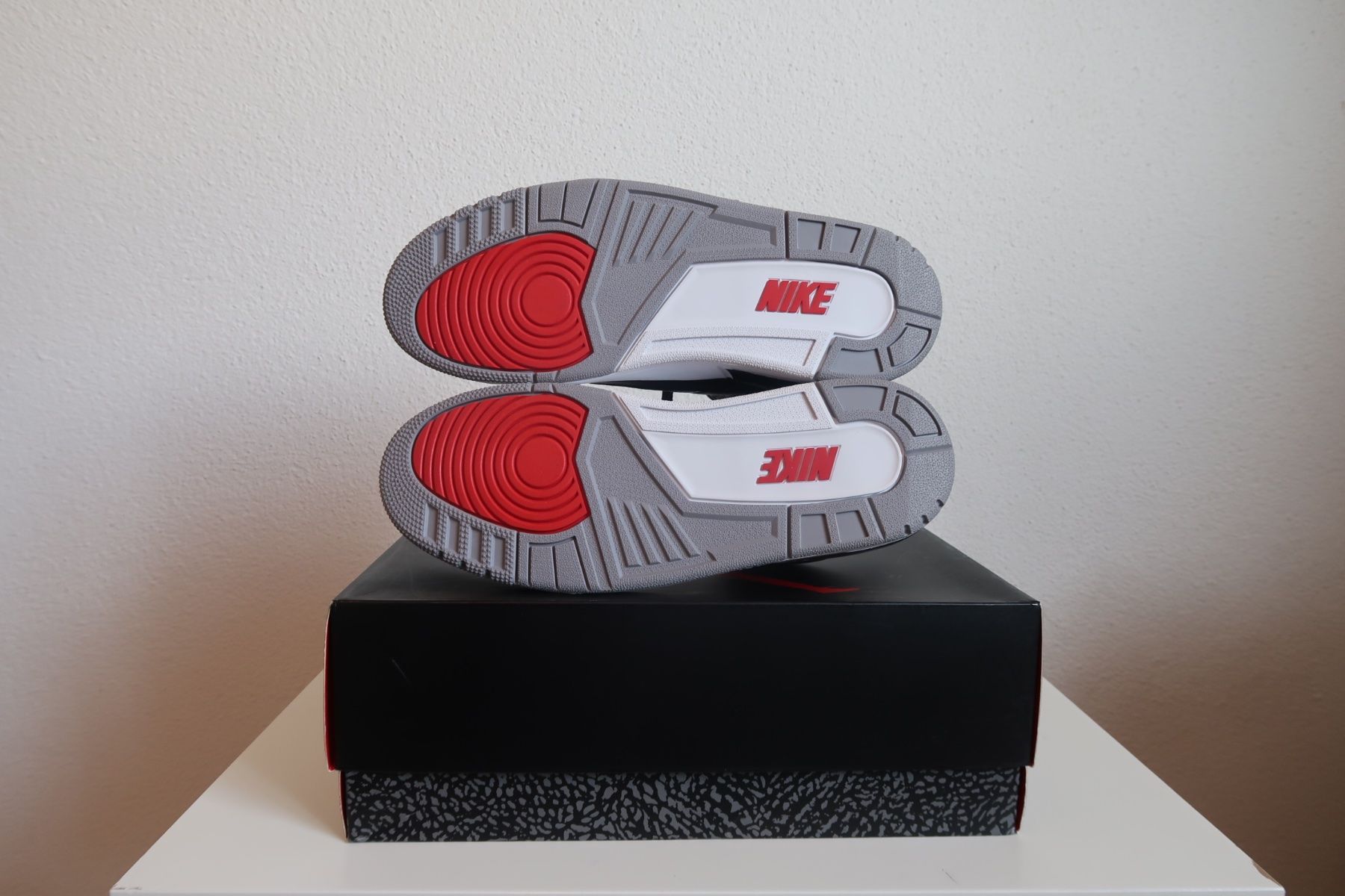 Jordan Herrenschuhe: Air Jordan 3 Retro "BLACK CEMENT" 2018 – Neu (gemäss Beschreibung) aus Freienbach von Badi1980 3