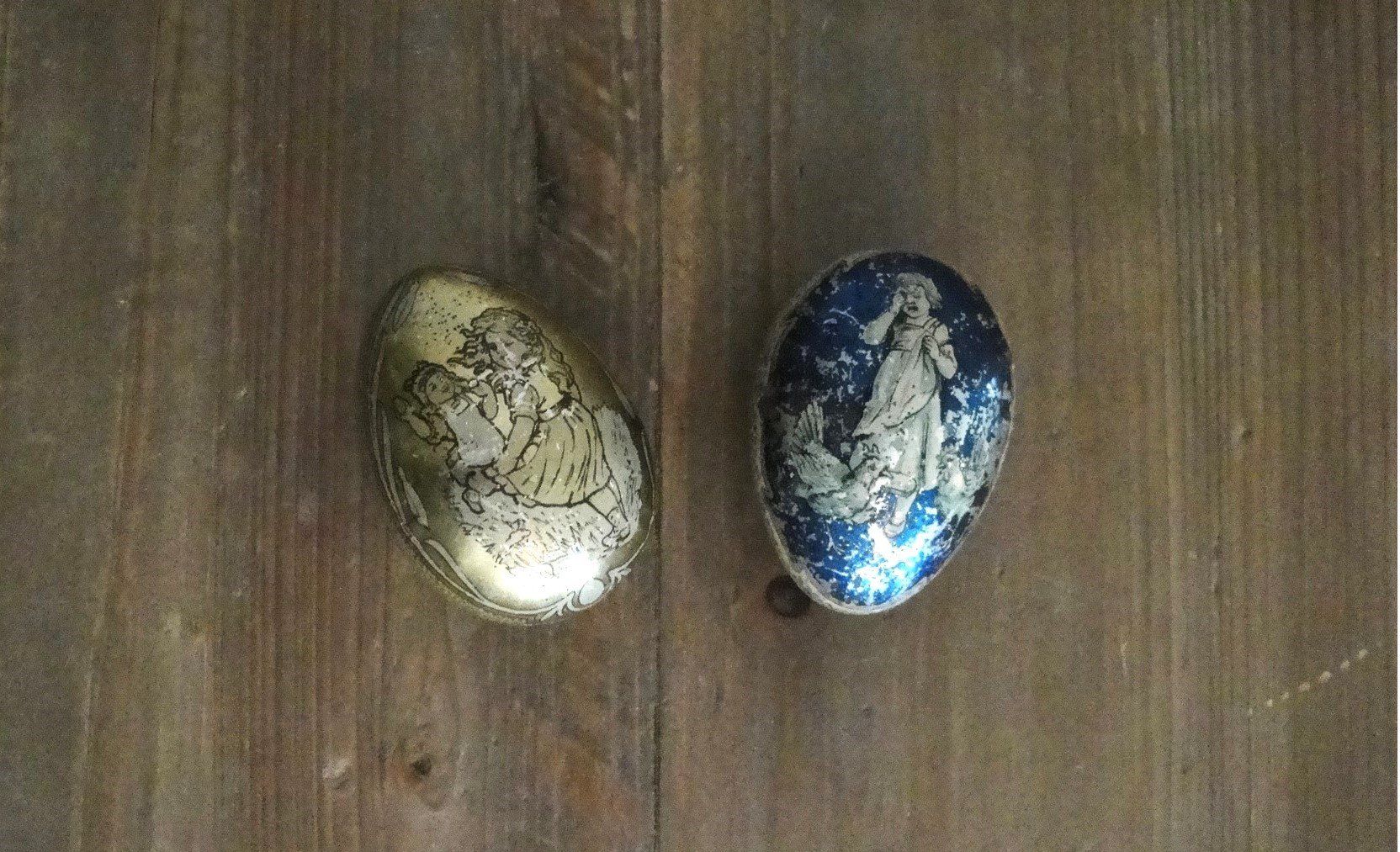 Tutte le decorazioni: 2 antike Blecheier Ostereier – Usato da Erlenbach ZH venduto da Sondeiwendiz