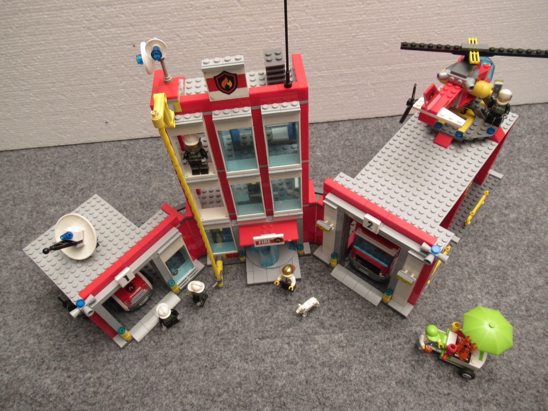 Lego Kit di costruzioni: Lego Fire Station Nr. 60110 – Usato da Obergösgen venduto da cairn
