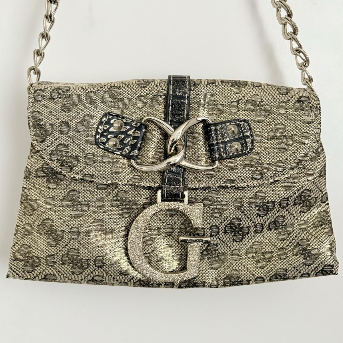 Guess Taschen für Damen: Sac à main Guess doré – Neu (gemäss Beschreibung) aus Moudon von TigerrrEye 1