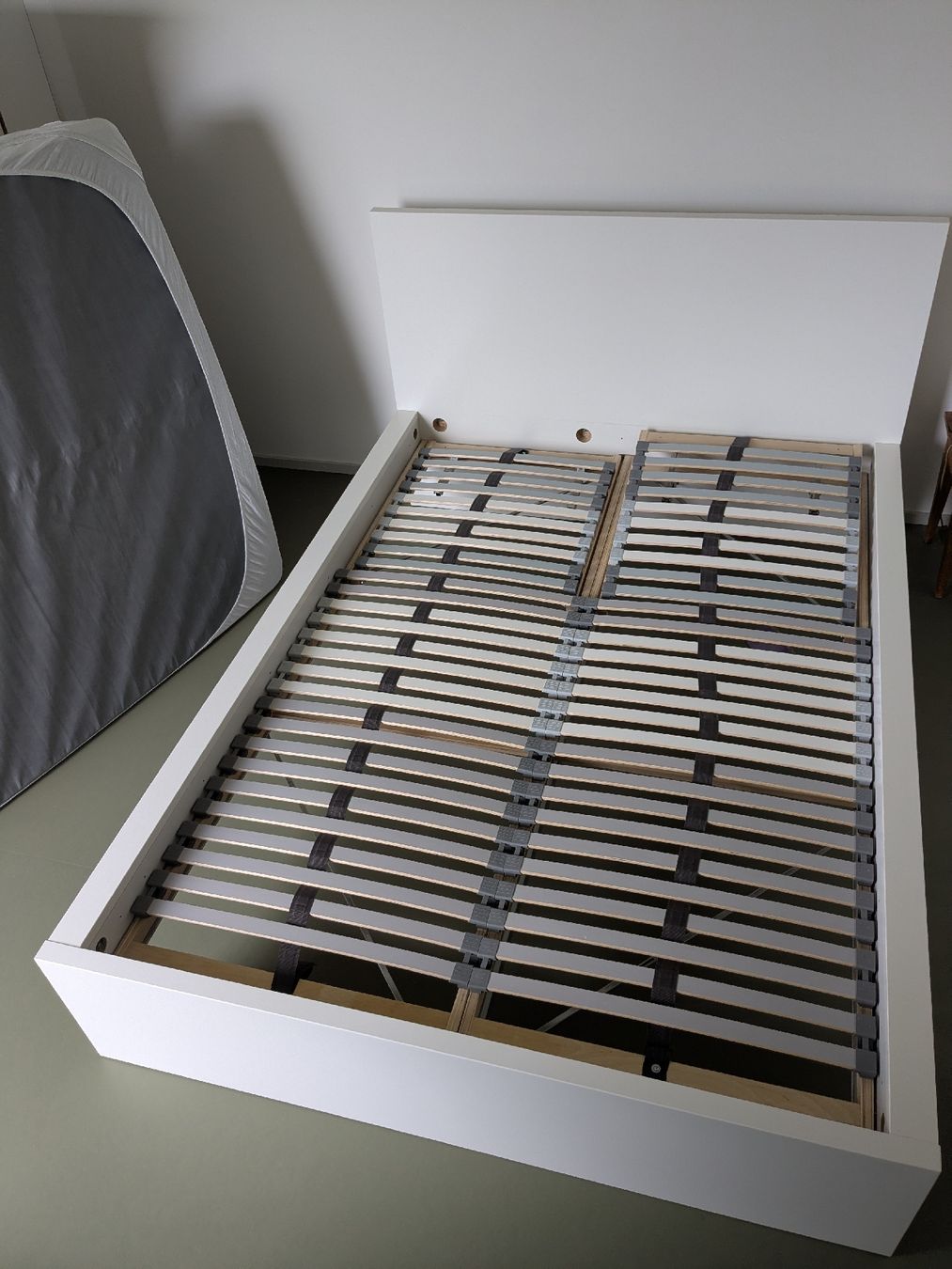 Ikea Letti: Ikea Bett Malm 140 x 200 cm mit Lattenrost – Usato da Zürich venduto da dna_forscher 1