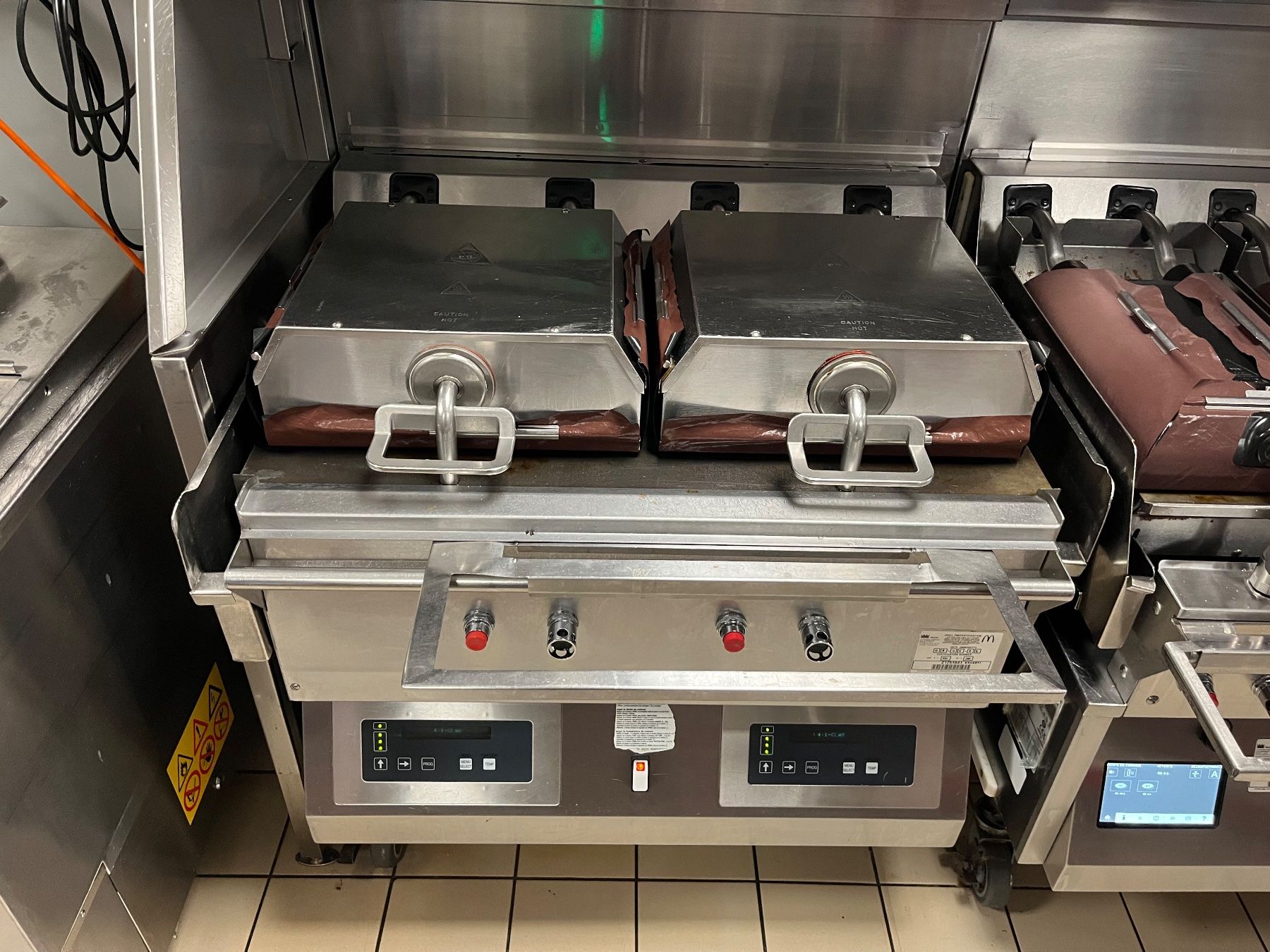 Griglie: Grill professionnel Taylor double face / clamshell – Usato da Gland venduto da Mocre