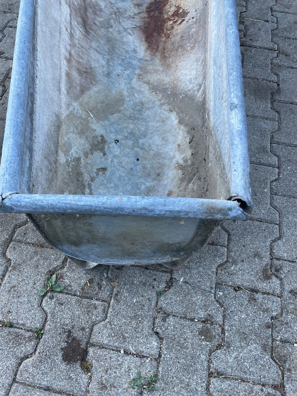 Vasche da bagno: Alte Badewanne, Blechbadewanne – Difettoso da Bäretswil venduto da 880alfred 1
