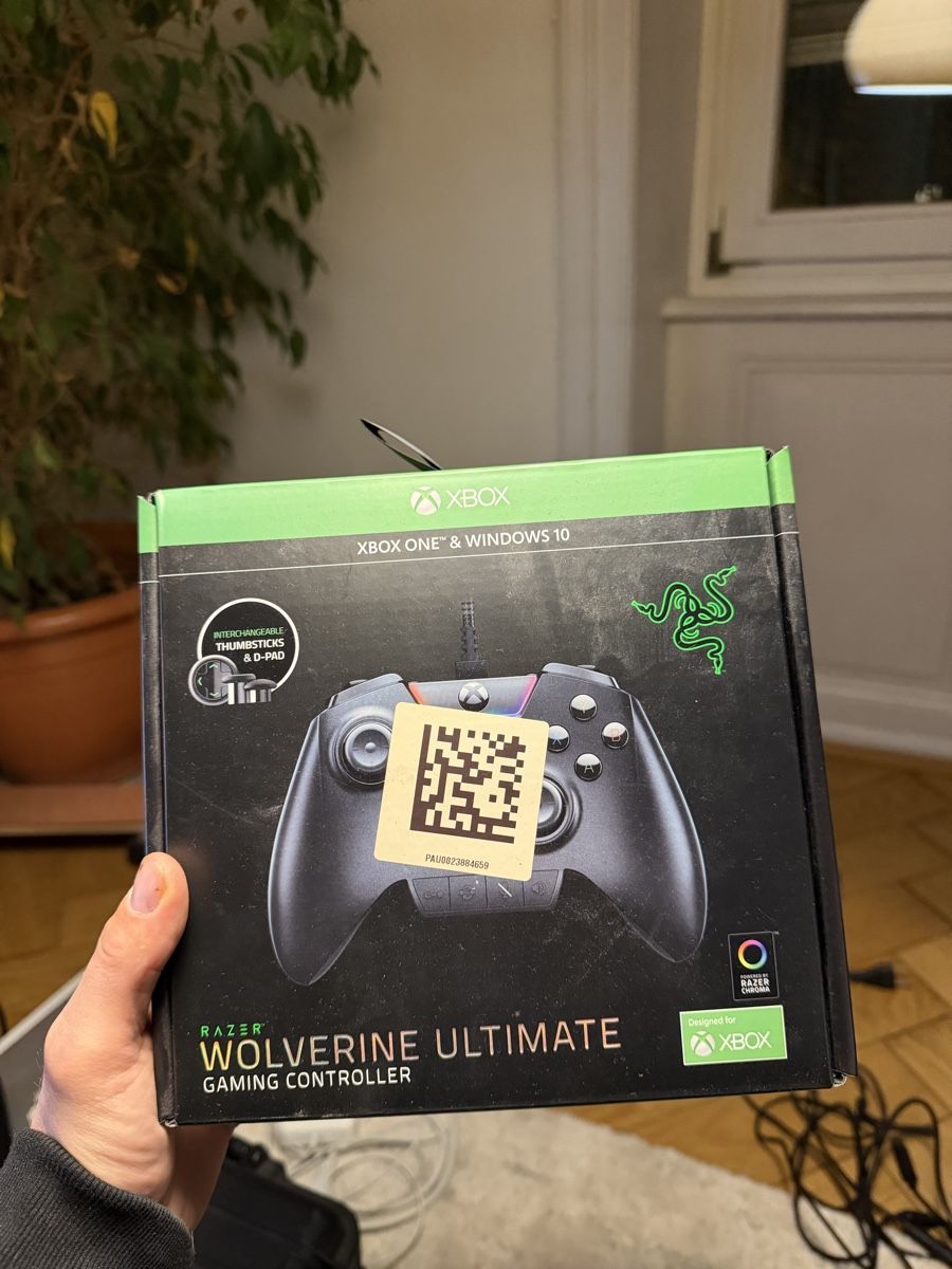 Razer Manettes: Razer Wolverine Ultimate Gaming Controller – D'occasion à Basel par two_n27b