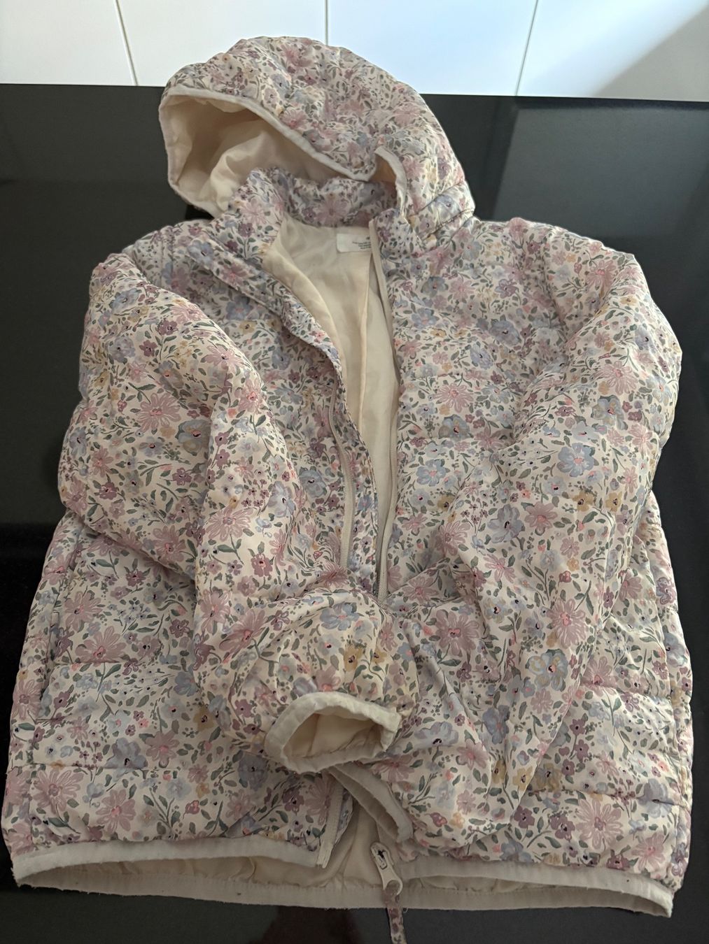 H&M Vestes & Manteaux: Übergangsjacke H&M Gr. 134/140 – D'occasion à Bern par massfabia1