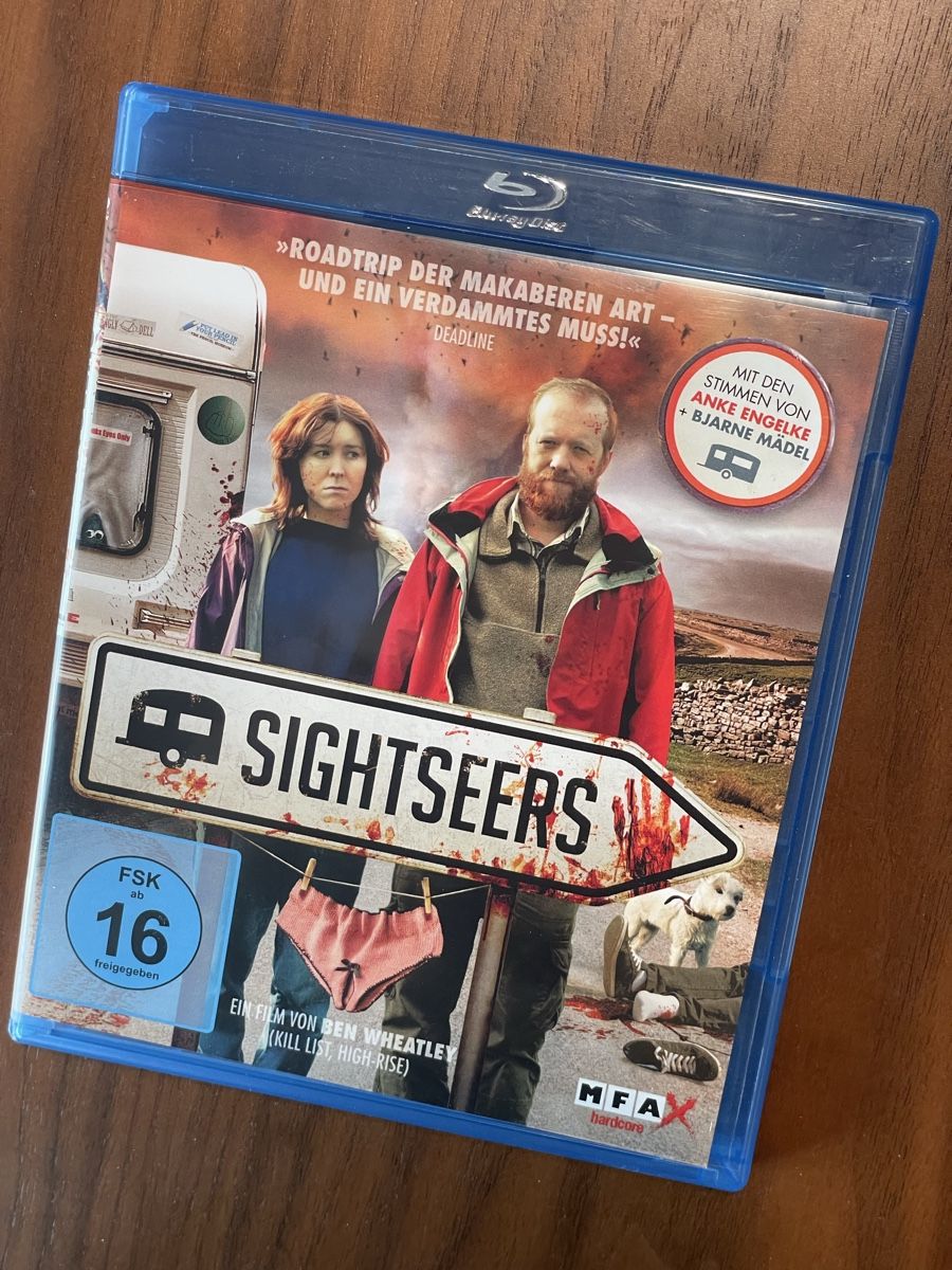 Tutti i DVDs: Sightseers Blu-ray Disc - Cult British Comedy – Nuovo (secondo la descrizione) da Basel venduto da Eva_Cuomo