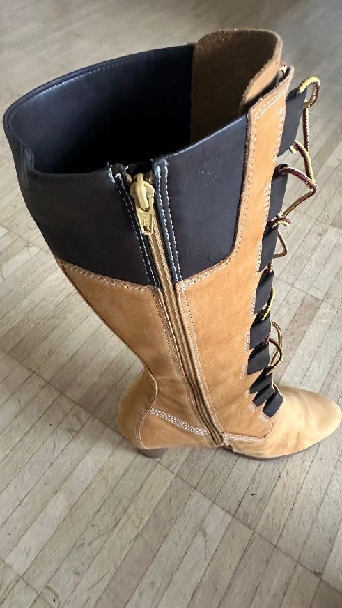 Timberland Scarpe da donna: Timberland Damenstiefel – Usato da Kirchdorf venduto da Mcguinness 1