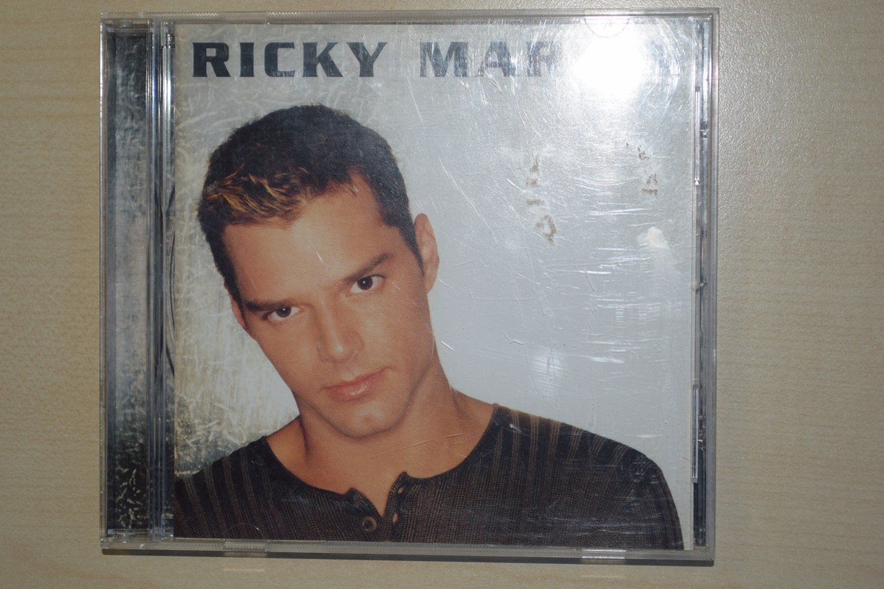 CD: RICKY MARTIN (216) – Usato da Reutigen venduto da DONDON55