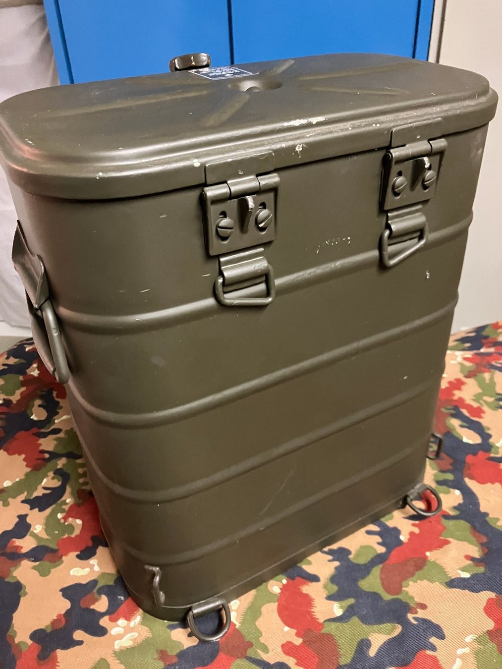 Elettrodomestici da cucina: Speiseträger mit Zubehör, Schweizer Armee – Usato da Riedholz venduto da mastercom 2