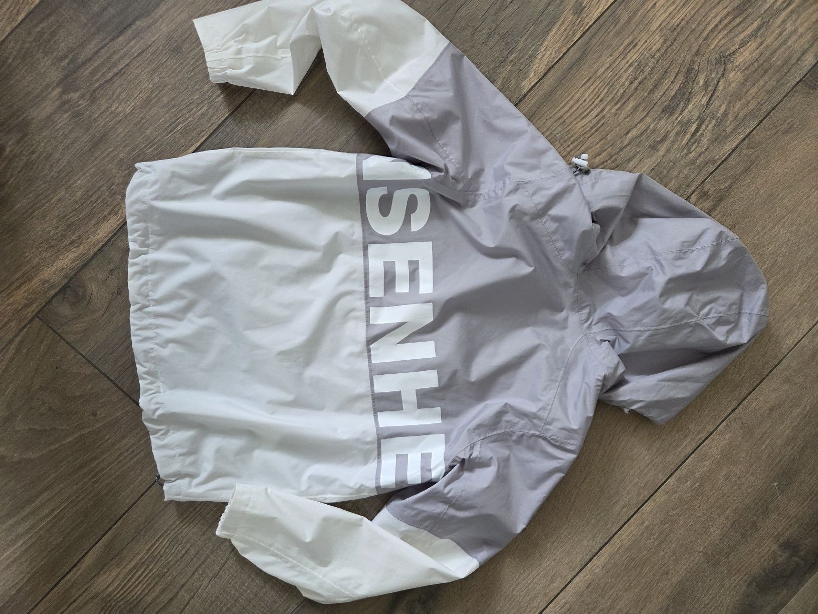 Giacche: HELLY HANSEN leichte Jacke  – Nuovo (secondo la descrizione) da Frauenfeld venduto da bea_6m8y 1
