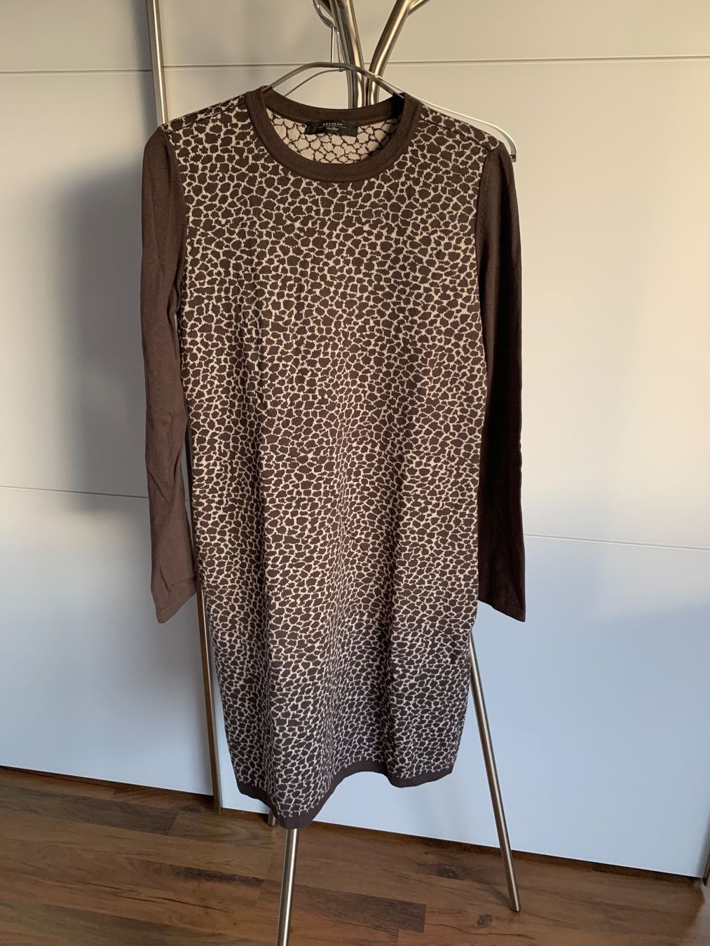 Max Mara Vestiti: Max Mara Weekend Strickkleid Grösse M – Nuovo (secondo la descrizione) da Bützberg venduto da Alexaborn