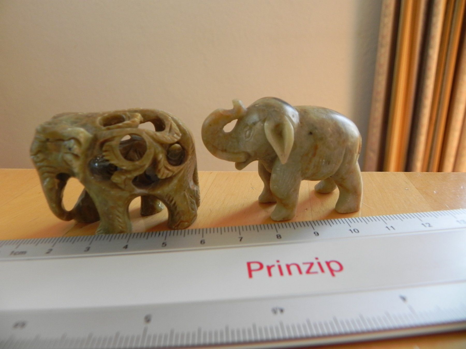 Statuette: Elefantenfigur aus Stein Set 2 Stk Elefant – Usato da Stallikon venduto da pcerny16 3