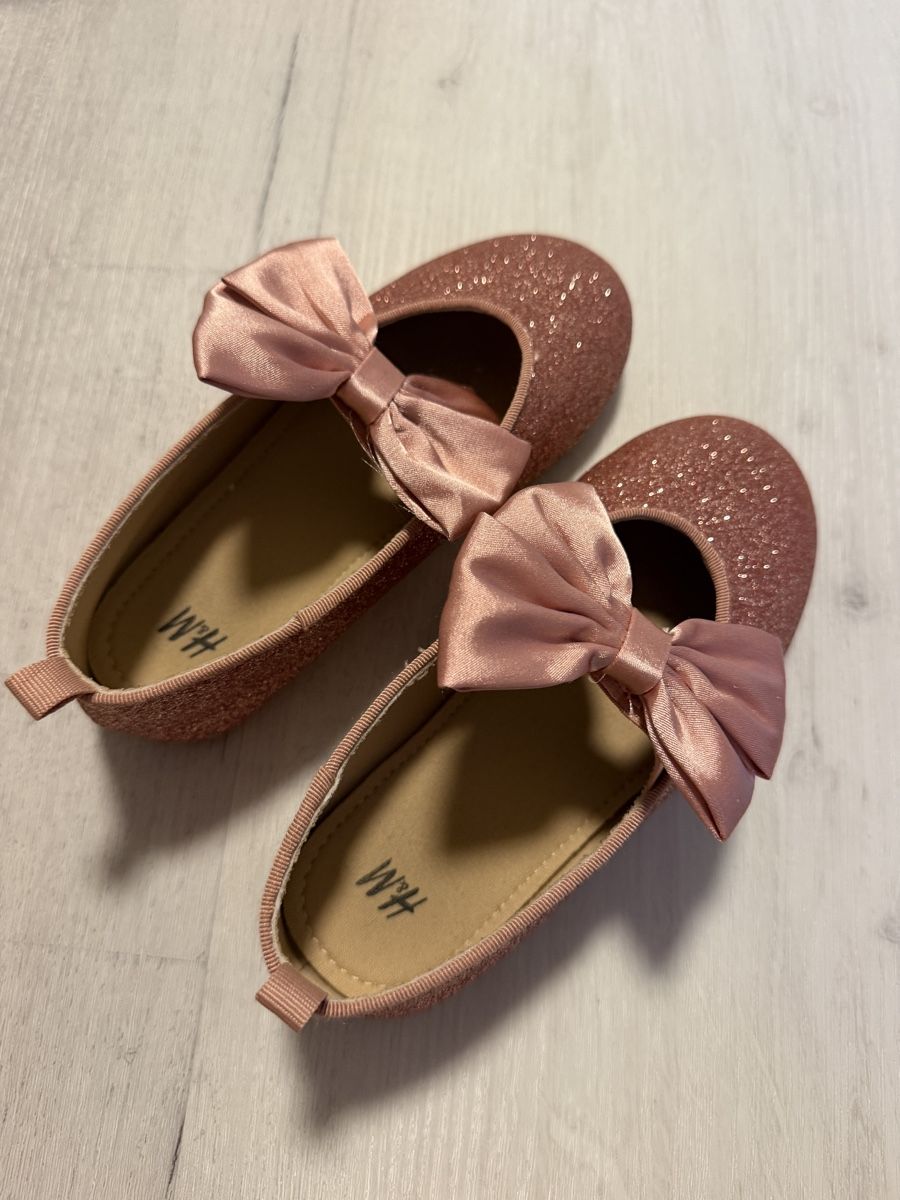 H&M Schuhe für Mädchen: H&M Ballerina 28 – Neu und originalverpackt aus Scheuren von dijamaNt12