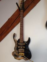 abgefahrene schon ältere e Gitarre . Unikat.