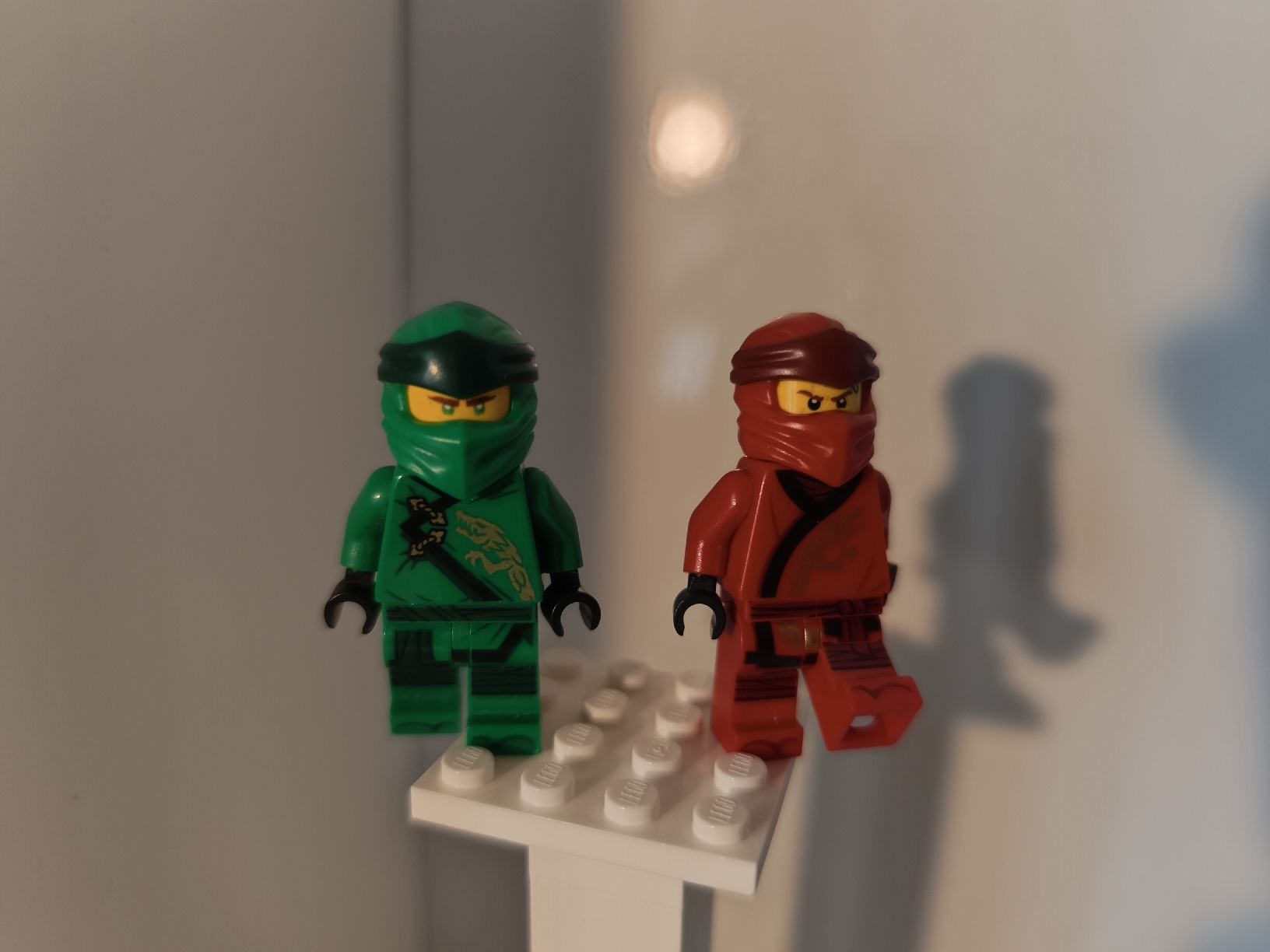 Lego Statuette: Lego Ninjago Lloyd & Kai – Usato da Diegten venduto da cil_5sjx