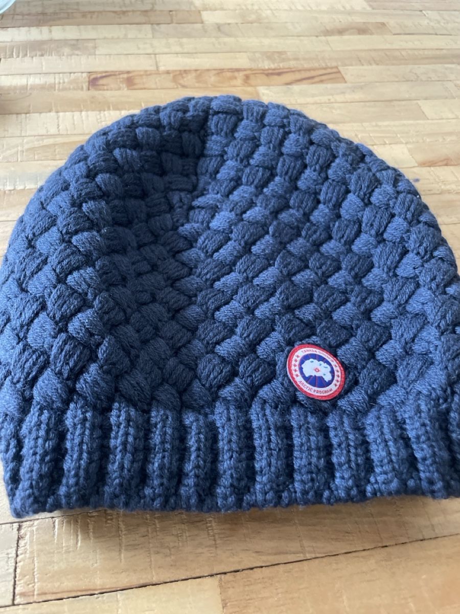 Canada Goose Hüte, Mützen & Caps: Canada Goose blue beanie – Neu (gemäss Beschreibung) aus Zürich von deb_j5d7 1