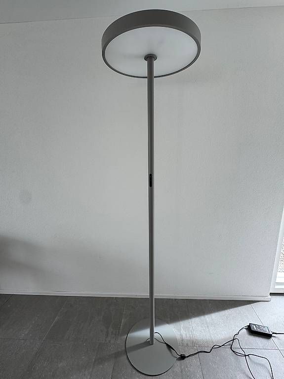 Lampade: CONTINI LED Büro-Stehleuchte Lucent dimmbar – Usato da Ebikon venduto da sherra