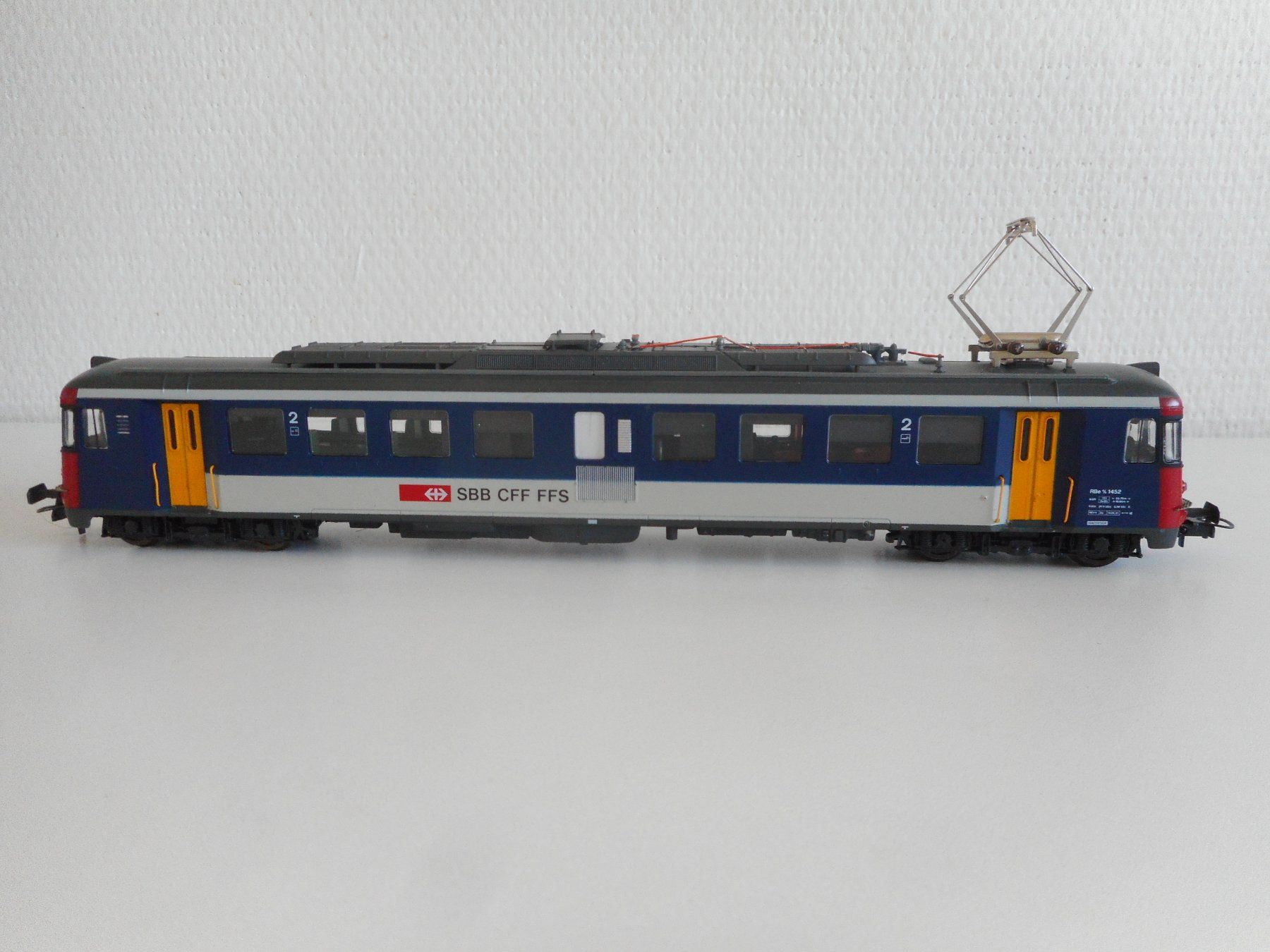 Lima Modelleisenbahnen: RBe 4/4 Triebwagen Nr. 1452 Lima 2. Generation – Gebraucht aus Zollikofen von  1