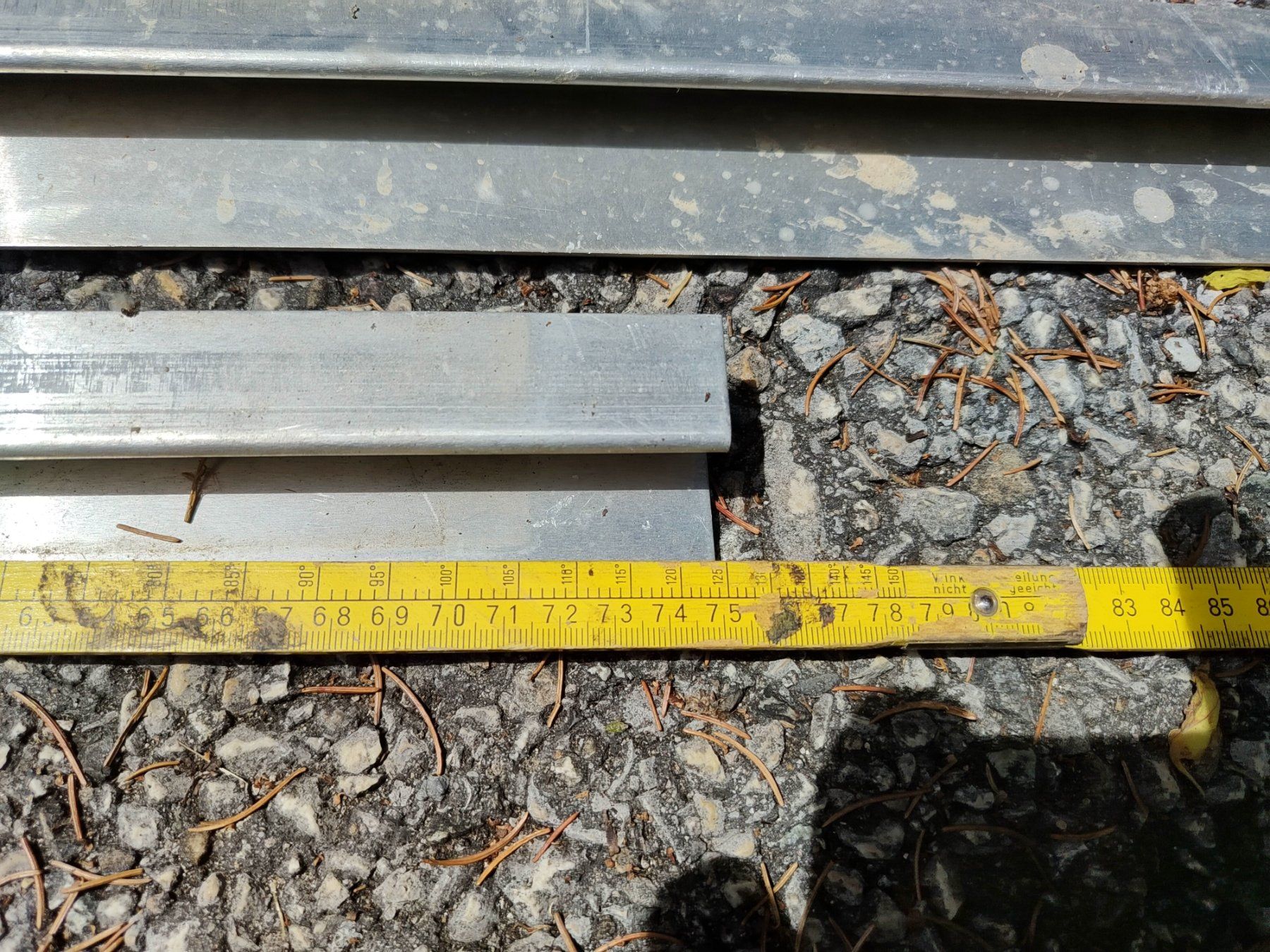 Ferramenta: Profils goutte pendante aluminium – Usato da Vulliens venduto da cochise0 5