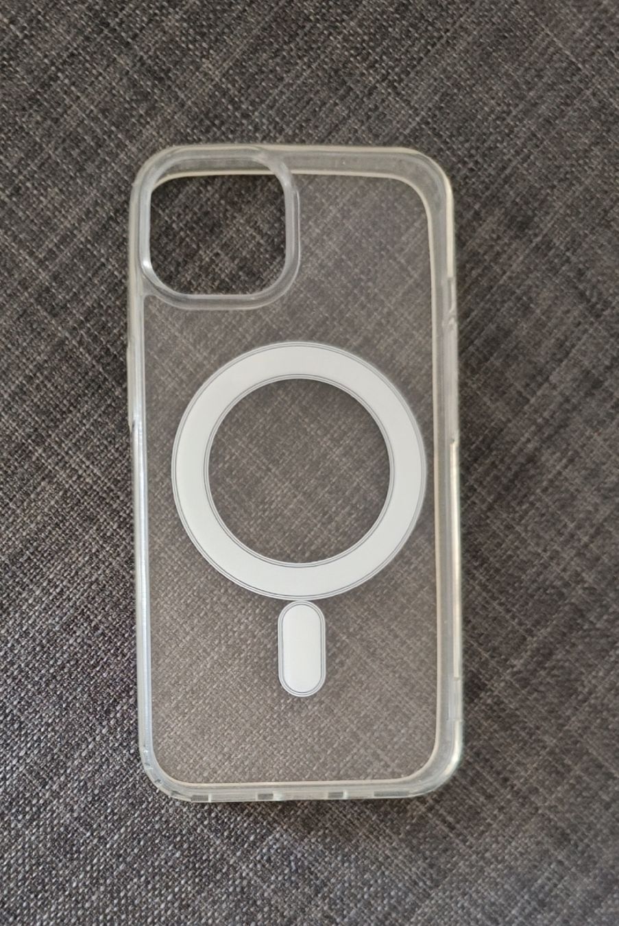 Coques & Protection écran: iPhone 13 Hülle transparent mit MagSafe, neu – Neuf (Voir description) à Seuzach par Lettuce10