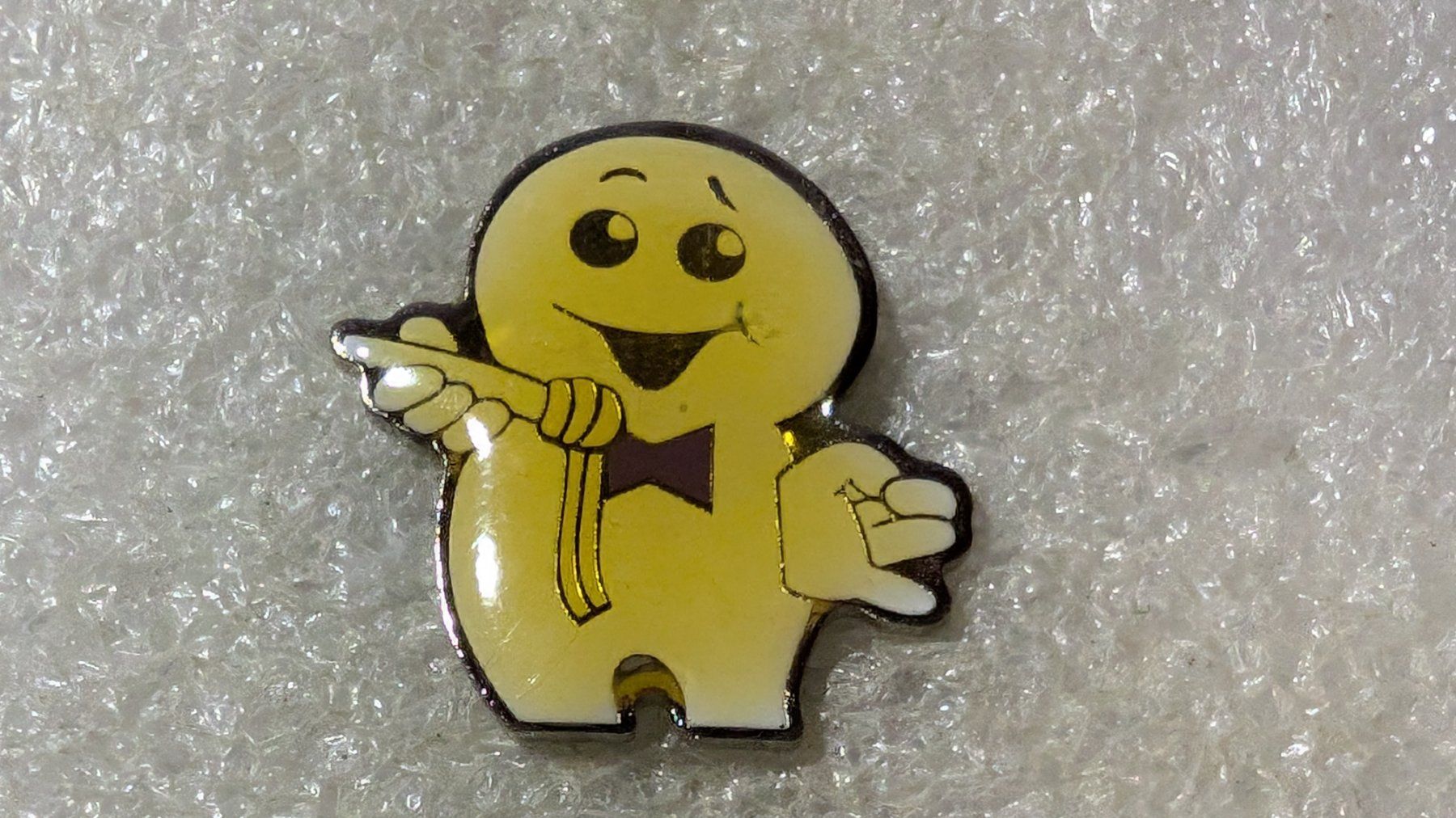 Placchette & Badge: Ansteckpin 167: Maga Bio – Usato da Oppligen venduto da Pin-Fall-Shop