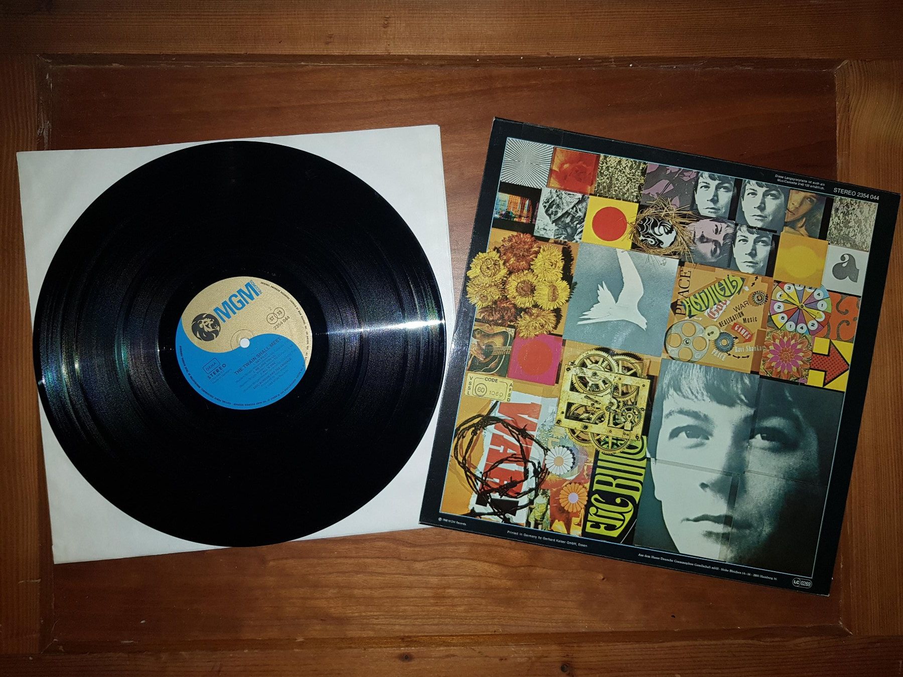 Dischi in vinile: Eric Burdon & The Animals - The Twain Shall Meet       LP – Usato da Zezikon venduto da Upsetter 1