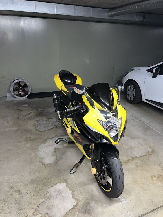 Suzuki Strada: Suzuki GSX-R 1000 – Nuovo (secondo la descrizione) da Rorschach venduto da mil_hls5 5