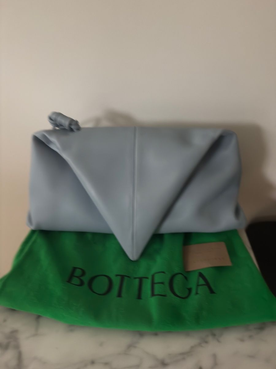Bottega Veneta Borse: Bottega Veneta Trine Clutch – Nuovo (secondo la descrizione) da Zürich venduto da Elisa_K