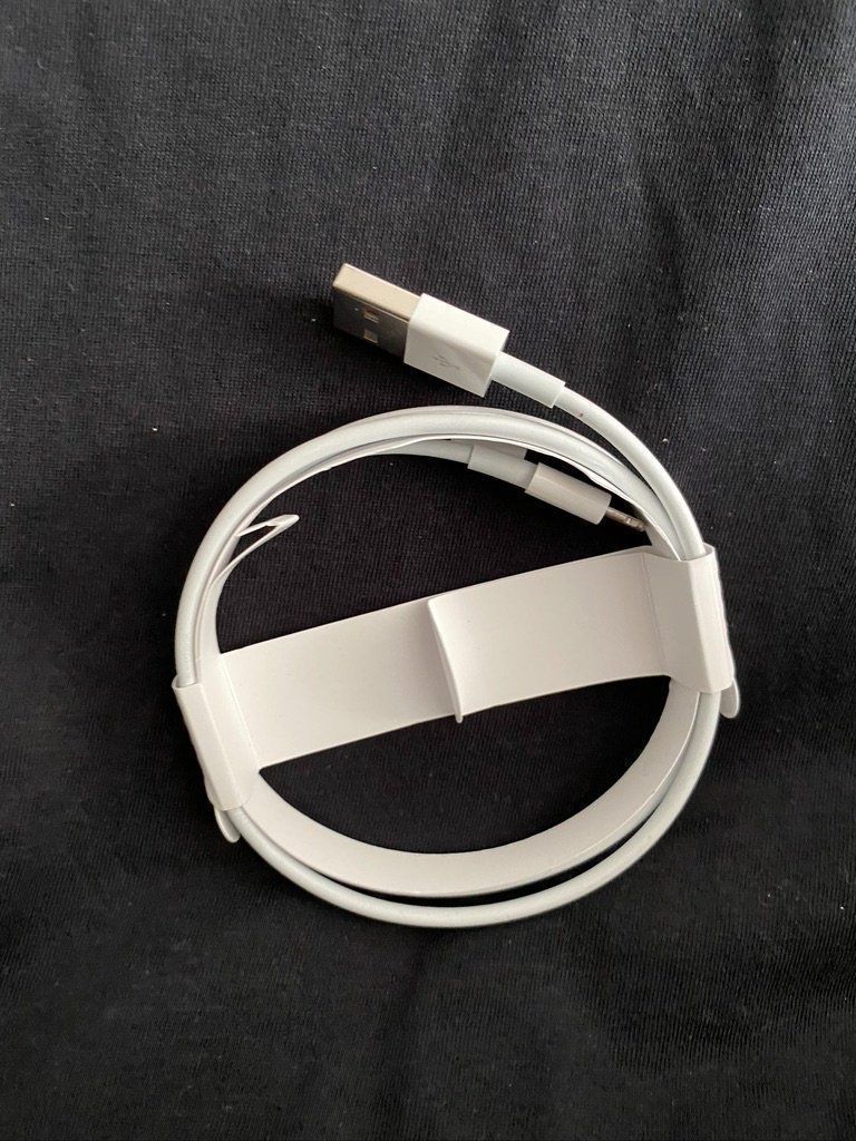 Apple Cavi: Ladekabel Lightning I NEU I 1M – Nuovo e nell'imballaggio originale da Küssnacht am Rigi venduto da Bionicmax