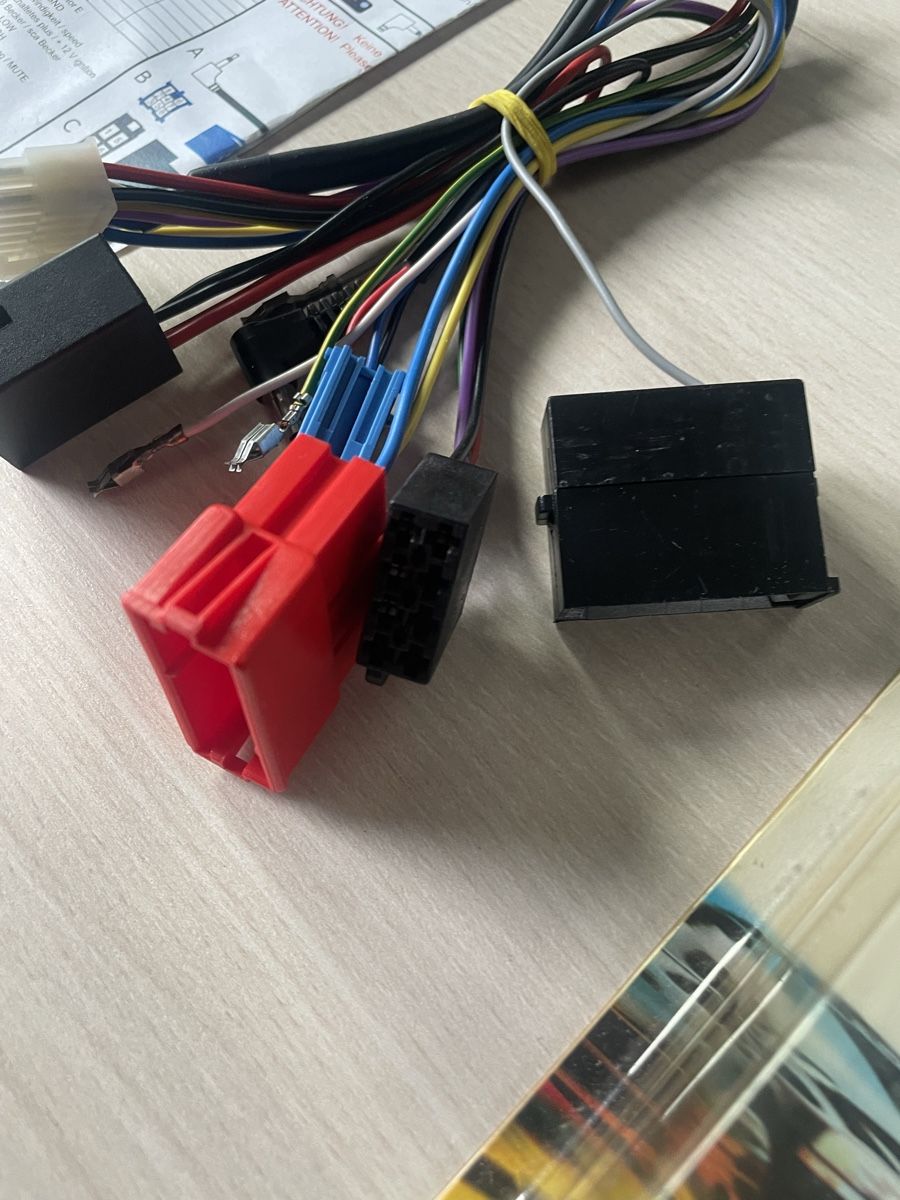 Radios: Interface CAN-Bus & Système Actif Autoradio BOSE (->AUDI) – Neu und originalverpackt aus Denges von Ricautomotive 2