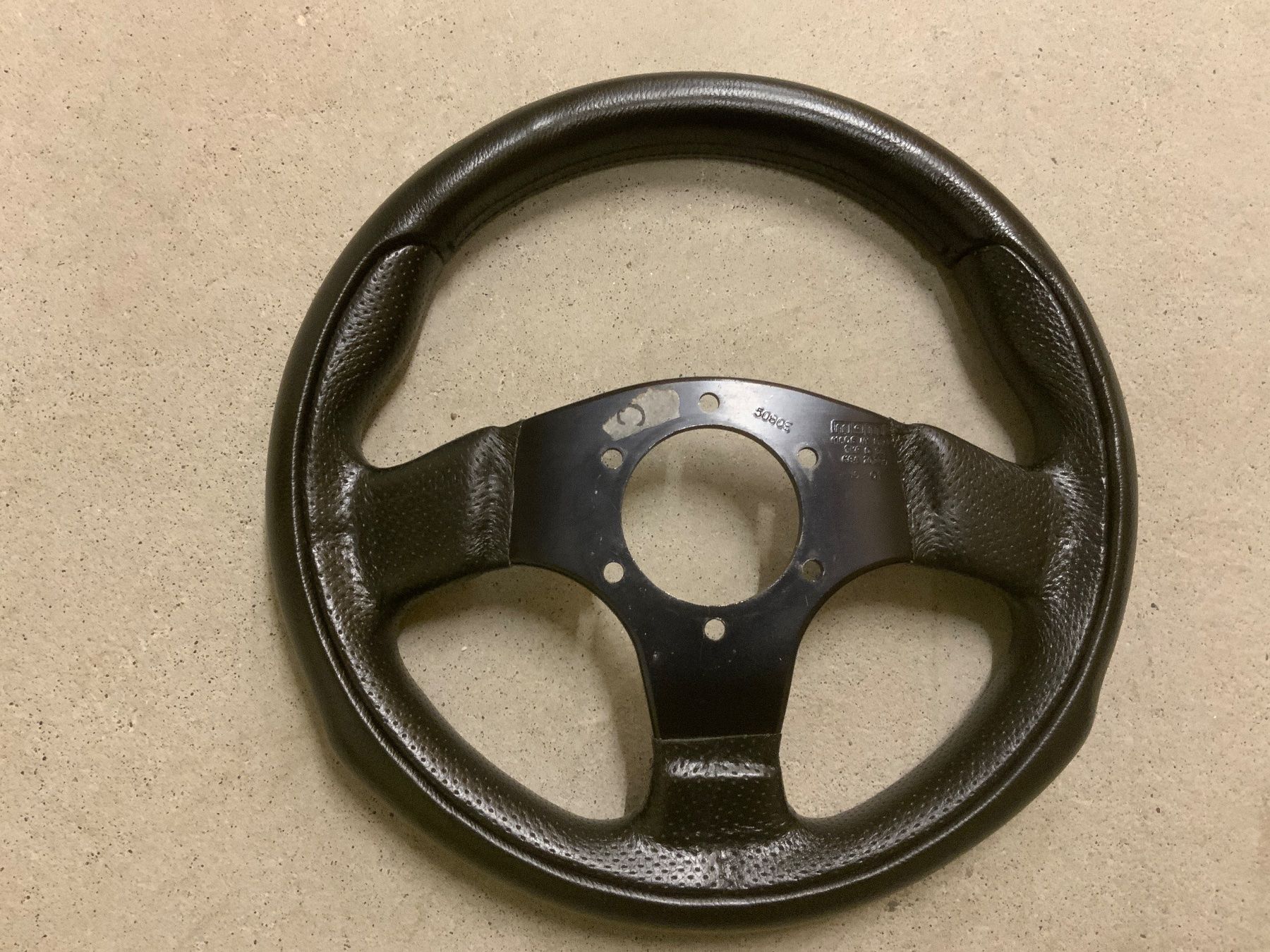 Tutti pezzi di ricambio auto: MOMO Lenkrad 28 cm , Oldtimer/Youngtimer, guter Zustand! – Usato da Thun venduto da LGBgartenbahn 1