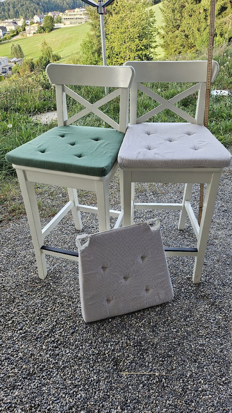 Ikea Sgabelli: Barhocker mit Polster weiss 2 Stk. – Usato da Flawil venduto da 49luha