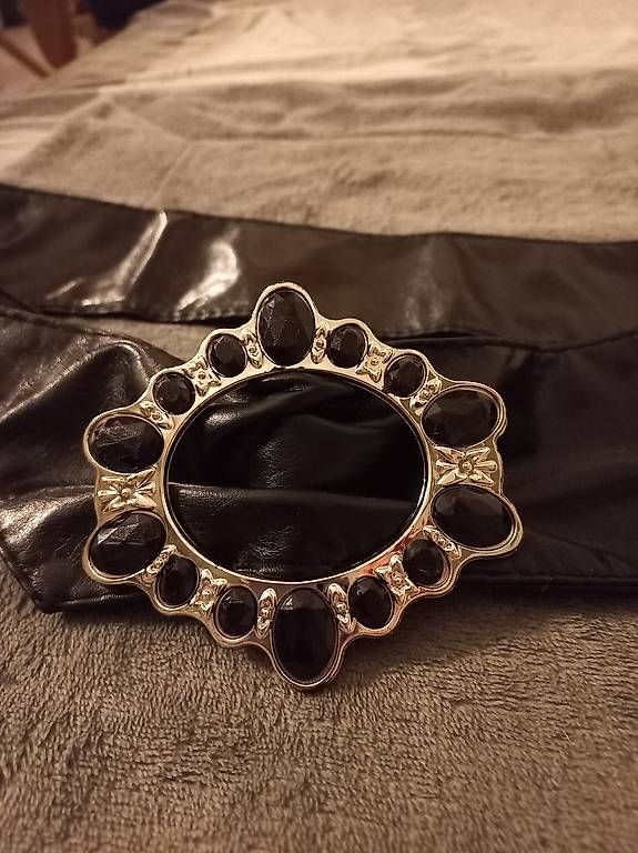 Cinture: Ceinture légère à bords large – Usato da Lausanne venduto da lucieseb1018 1