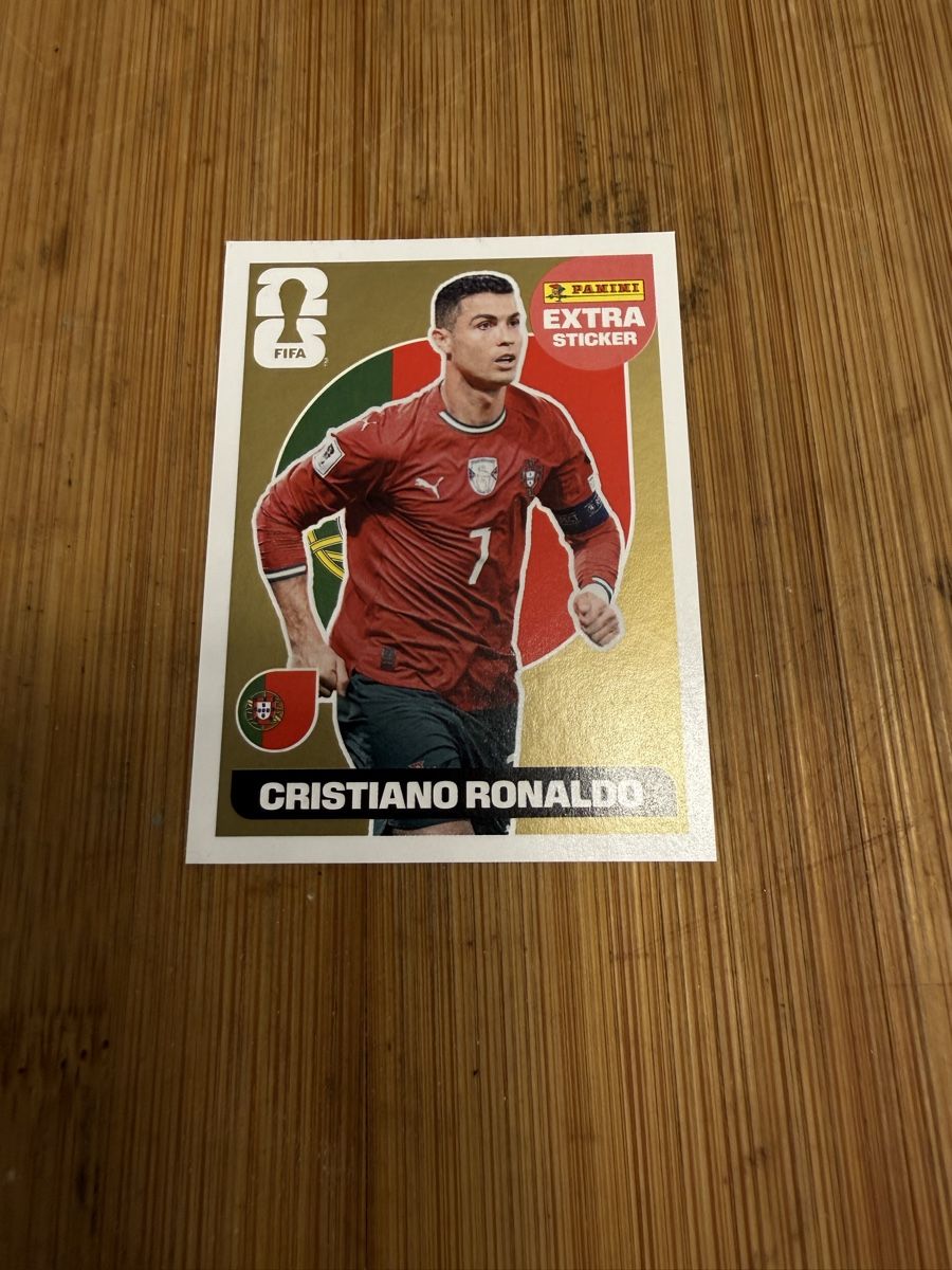 Panini Carte collezionabili: Cristiano Ronaldo Extra Sticker GOLD – Nuovo (secondo la descrizione) da Oberentfelden venduto da lam_vj88