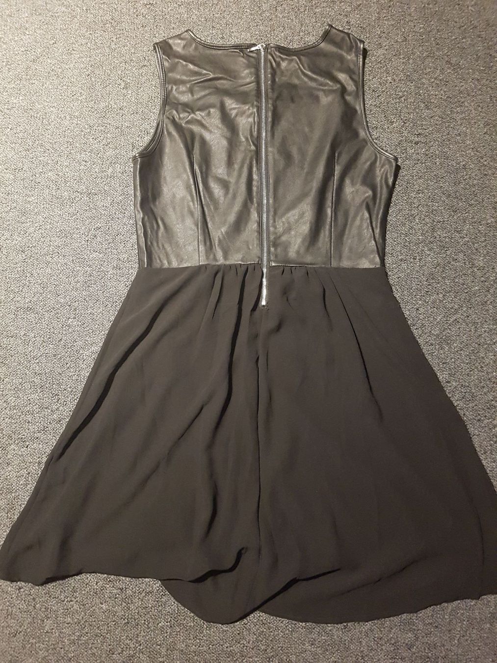 Vestiti: Schönes Abendkleid Gr.L – Nuovo (secondo la descrizione) da Schöfflisdorf venduto da CrRG21 2