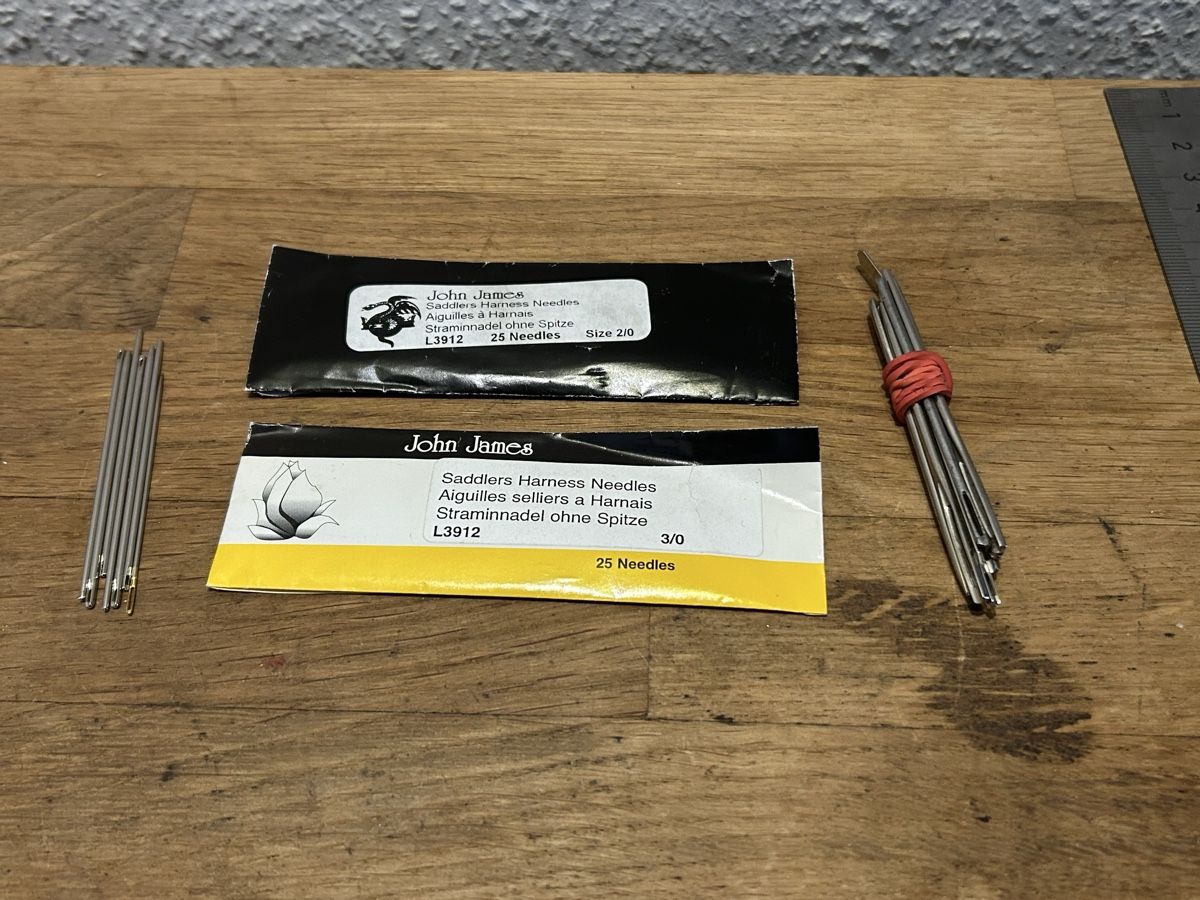 Tutti gli attrezzi: DIVERSE SATTLER MATERIALIEN – Usato da Bottmingen venduto da Surubi 5
