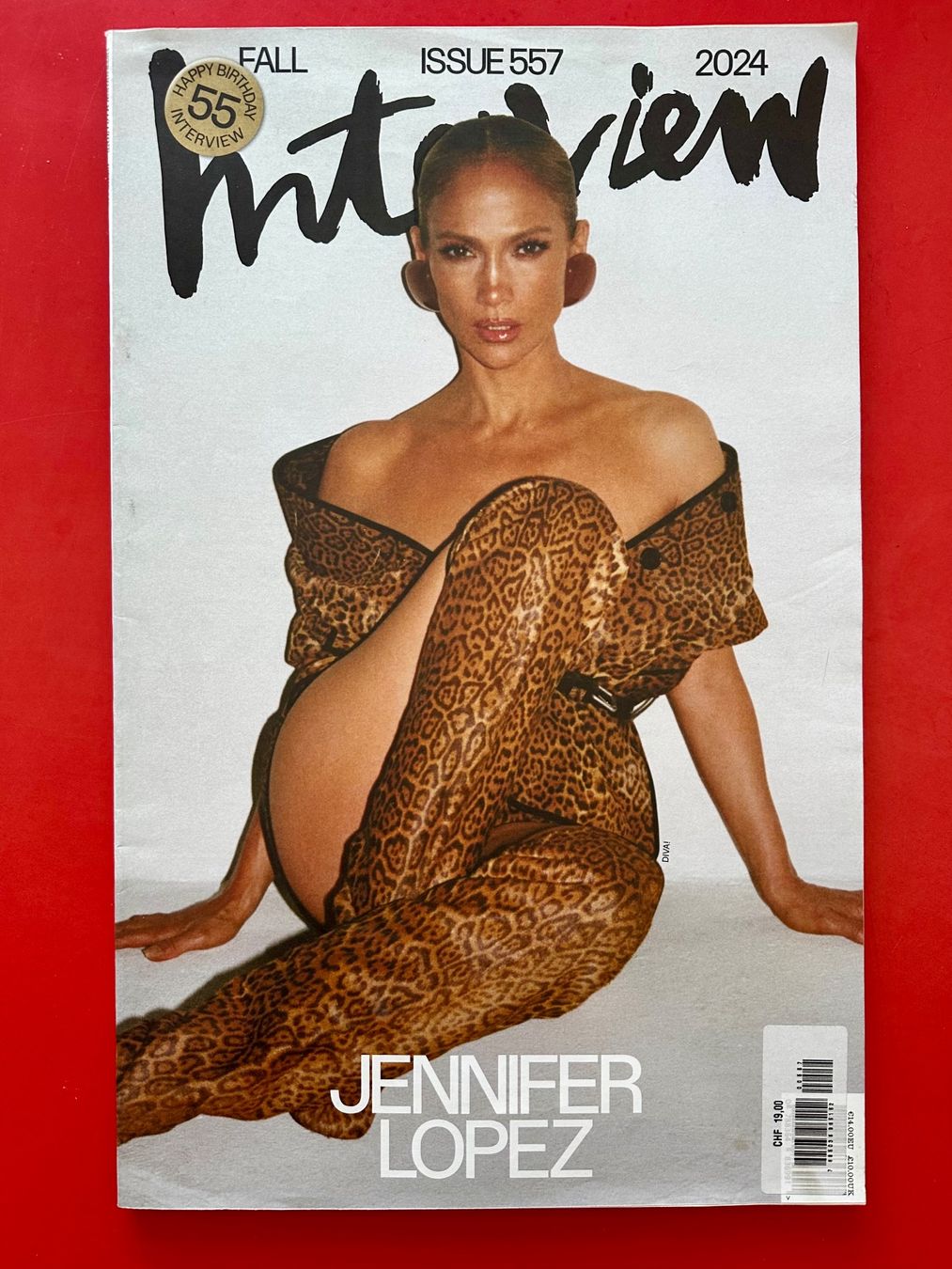 Zeitschriften & Magazine: Magazin INTERVIEW  Nr. 557 FALL 2024 mit Jennifer Lopez – Gebraucht aus Zürich von EYEBOOKS