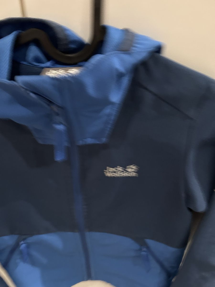 Jack Wolfskin Jacken: Jack Wolfskin Softshell Übergangsjacke blau Grösse 128 – Gebraucht aus Rupperswil von Isana2 1