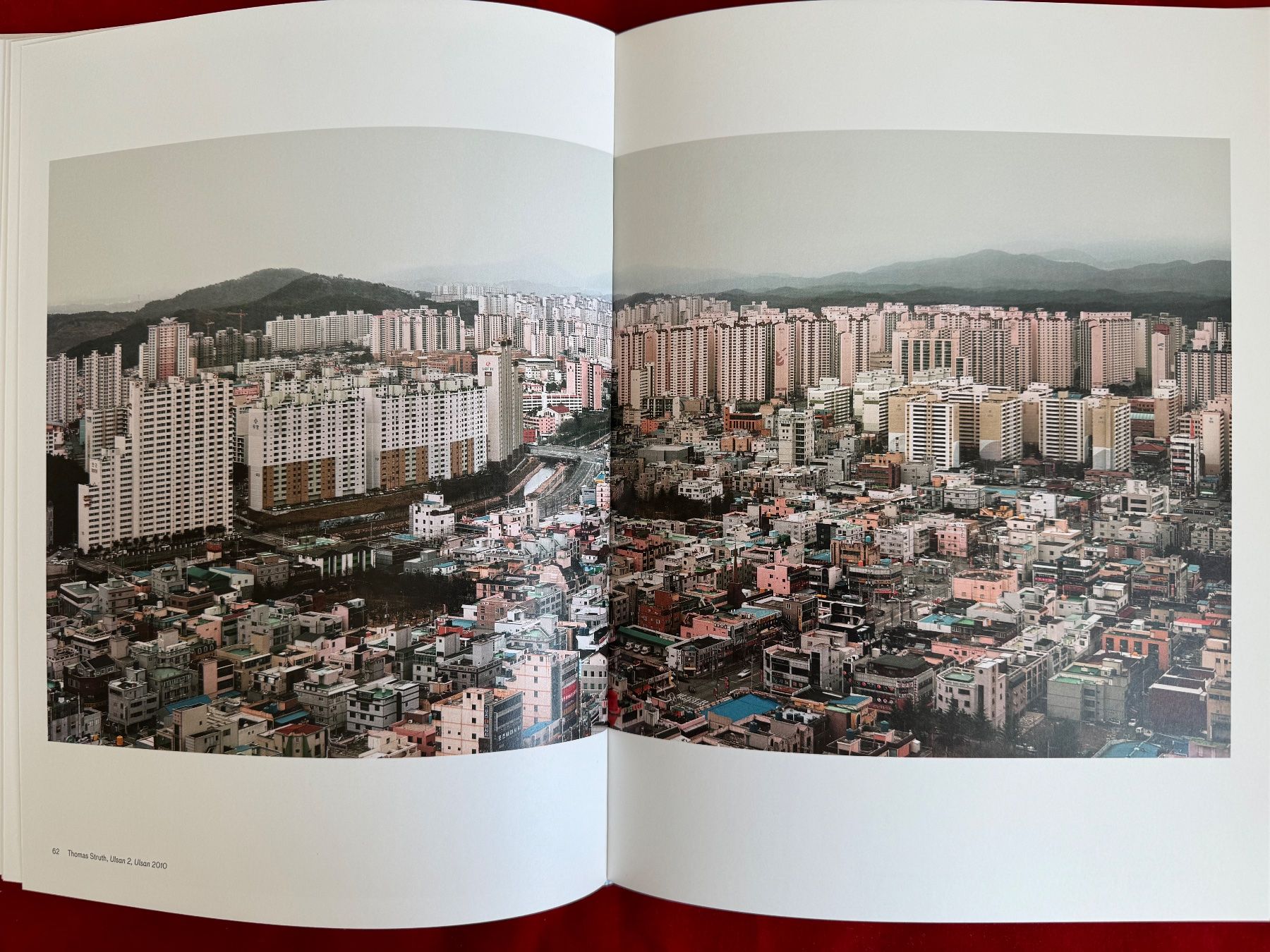 Libri: THOMAS STRUTH Composition'19, in Hiltl Art Foundation, 2015 – Nuovo (secondo la descrizione) da Zürich venduto da Husopaska 7