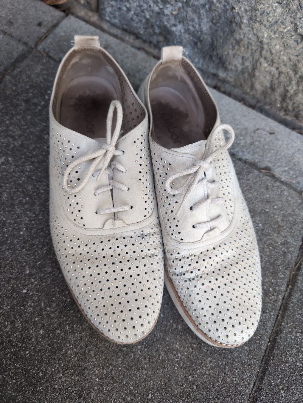 Gabor Damenschuhe: Sommerschuhe Gr. 39 mit Lochmuster beige – Gebraucht aus Alberswil von __colafroeschli__ 1