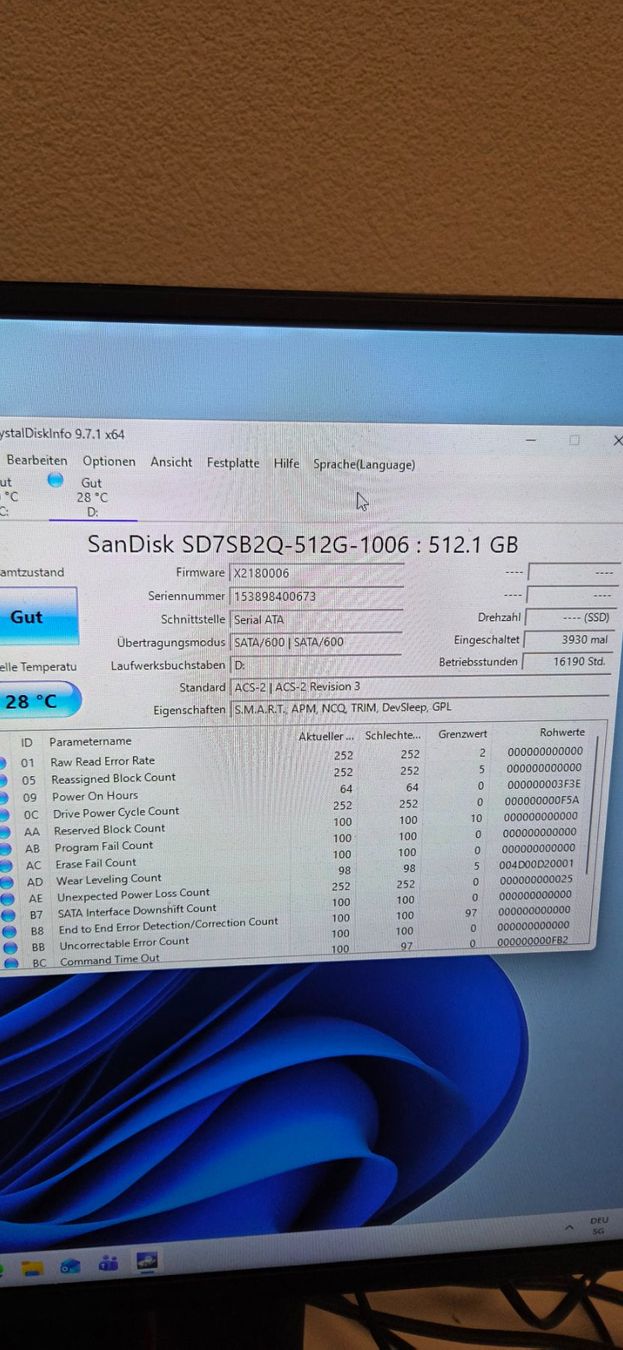 Sandisk Dischi rigidi: San Disk 512GB SSD – Usato da Zihlschlacht venduto da vogelgrip 1