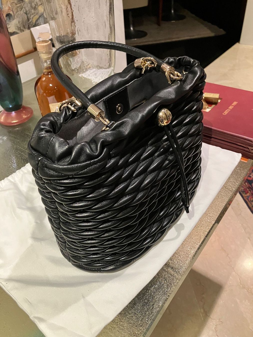 Furla Borse da donna: Borsa Furla nera – Usato da Rancate venduto da FiorAngela011