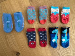 5 Paar Rutschsöckli für Babys Grösse 15-18