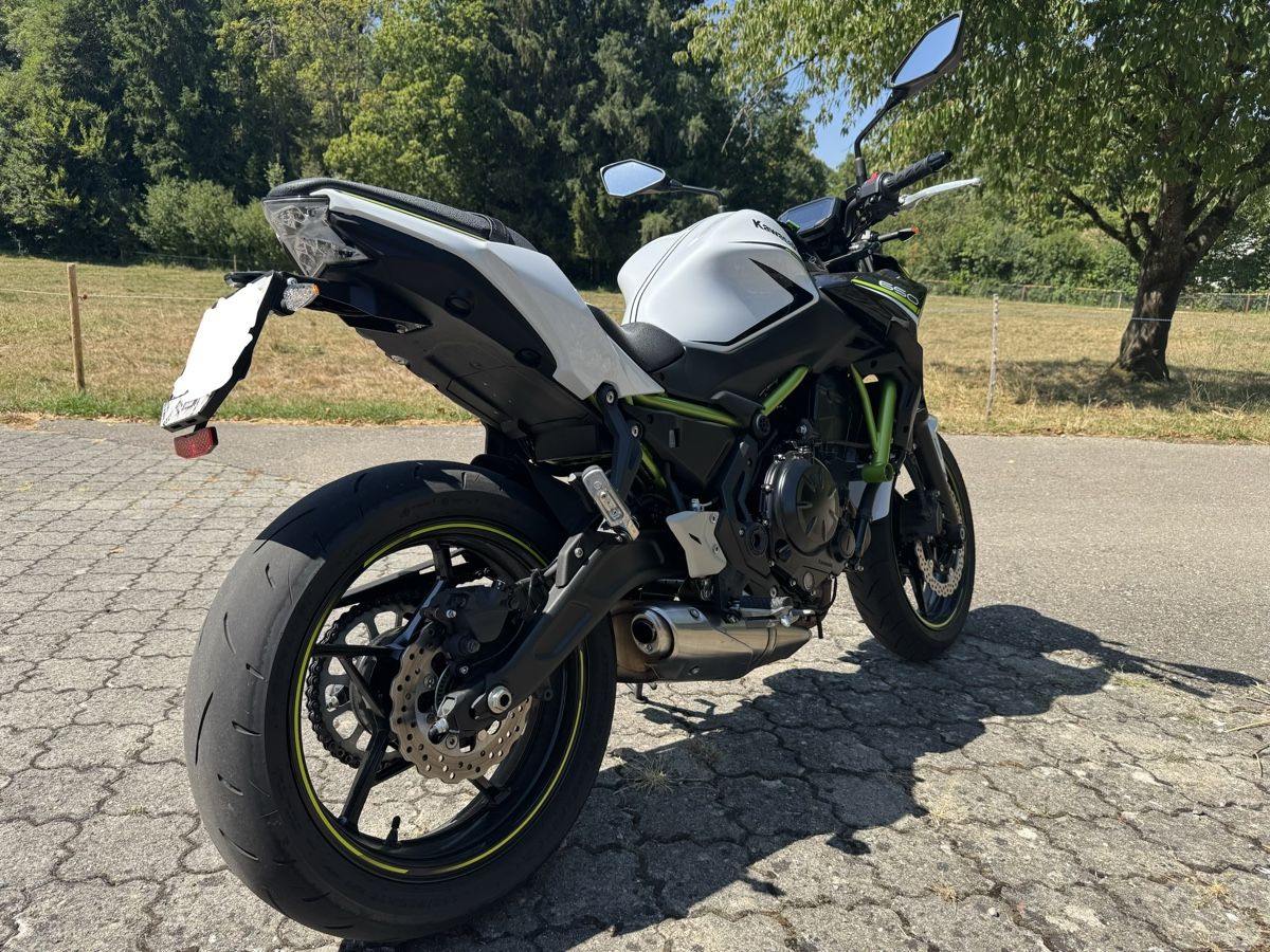 Kawasaki Strasse: Kawasaki Z650 – Gebraucht aus Wängi von chrigismallz 2