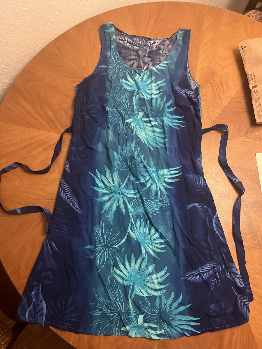 Vestiti: Blau/Türkis Kleid – Nuovo (secondo la descrizione) da Bern venduto da god_6mdf