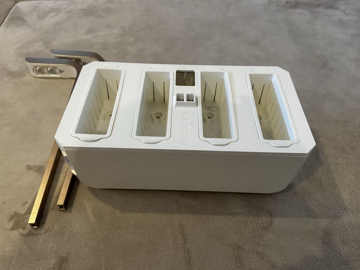 Box contenitori: Veritable, 4 Fach, Weiss – Usato da Madetswil venduto da slougan88 5