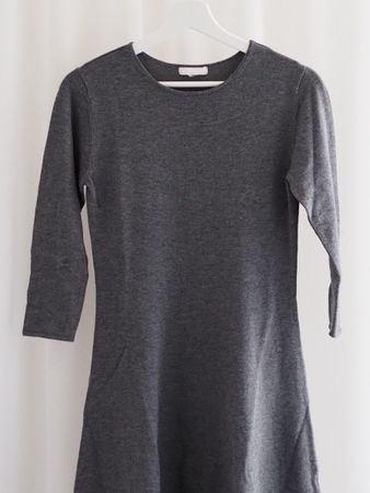 H&M Basics Strickkleid Gr. S Grau Übergangszeit
