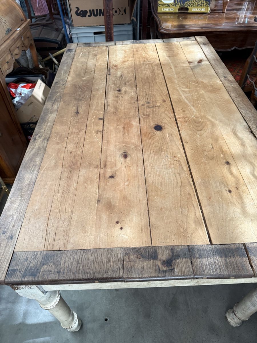 Table ancienne bois avec tiroirs style rustique patiné (Gebraucht) in ...